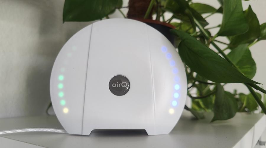 air-Q Sensor auf Regal