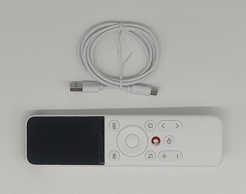 Der Lieferumfang der SwitchBot Universal Remote.