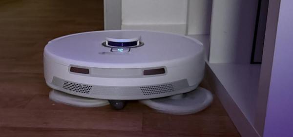 Narwal Freo X10 Pro Ausfahrbarer Mopp